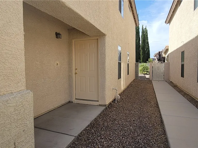 9584 Allison Ranch Ave — Photo 4