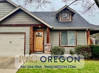 2156 NW Tara Ln, Grants Pass, OR 97526