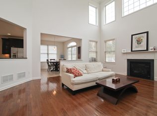 15 Baxter Ln, West Orange, NJ