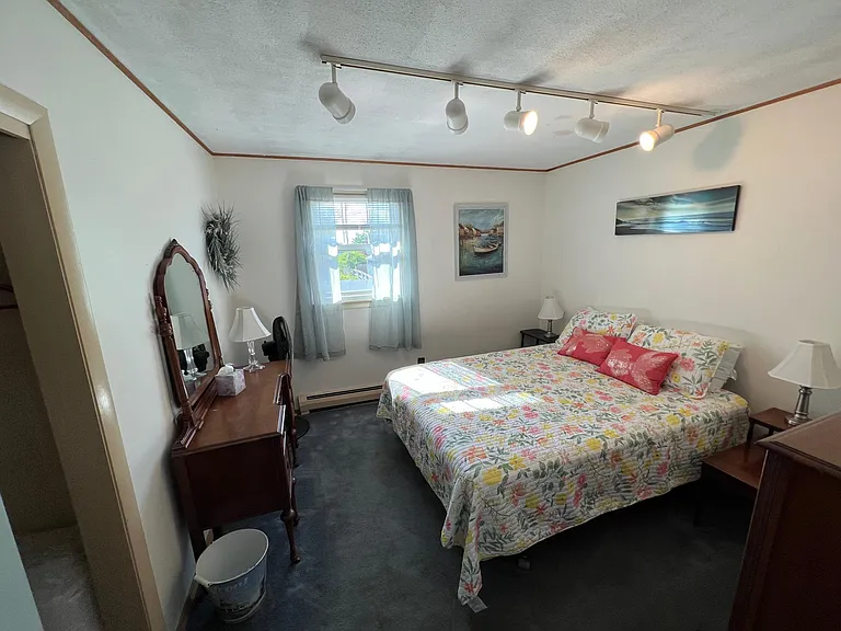 32 Campton St #A — Photo 8