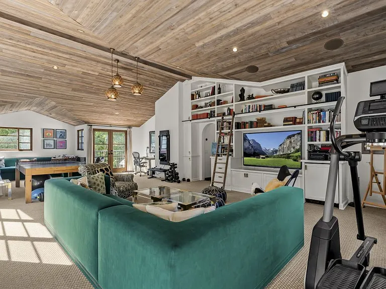 11662 Duque Dr — Photo 39