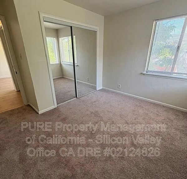 79 N 10th St #1 — Photo 9