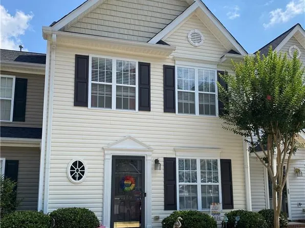 459 Dunwood Dr, High Point, NC 27265