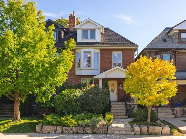33 Beatrice St, Toronto, ON M6J 2T2