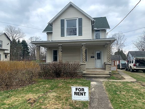 4th image of 2300 6th St