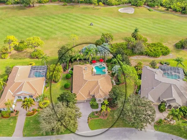 8005 Warwick Gardens Ln, University Park, FL 34201