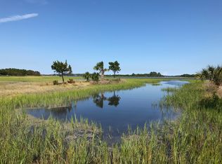 10323 Shark Rd E, Jacksonville, FL 32226