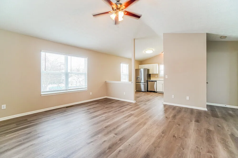 3 bed, 2.0 bath, 1542 sqft, $2,850 — Photo 4