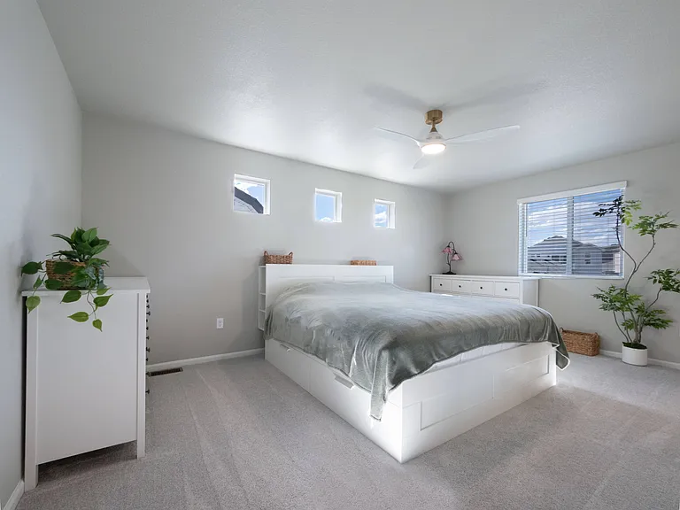 9460 Oro City Loop — Photo 16