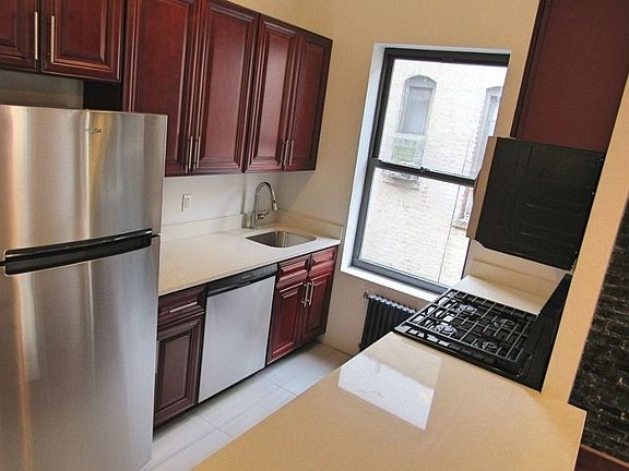 3rd image of 4011 25th Ave APT 13
