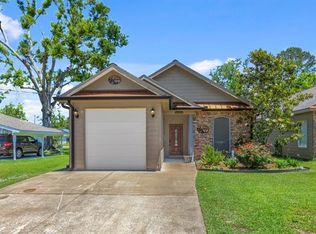 1729 Bilbo St, Lake Charles, LA 70601