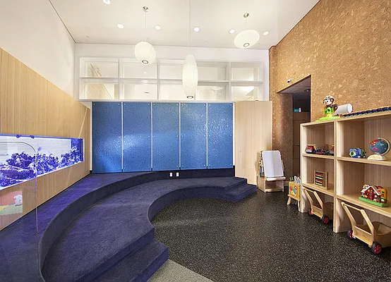 Sold by Warburg | media 12