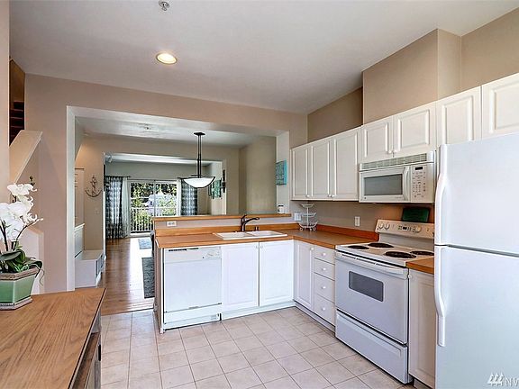 5th image of 16210 118th Ln NE