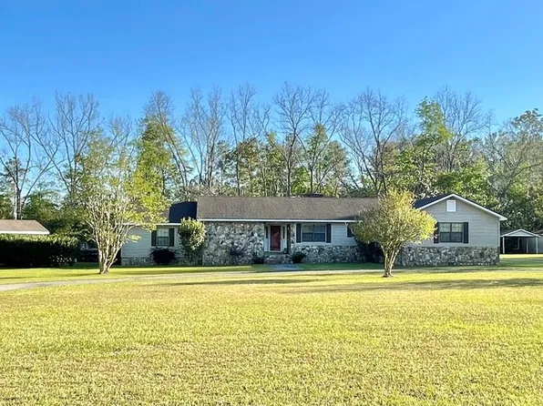 66 Ranch Rd, Douglas, GA 31535