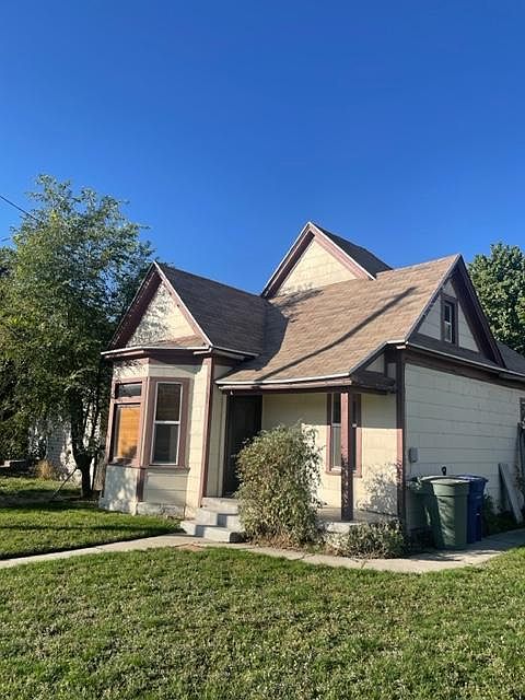 1st image of 230 S Glendale St