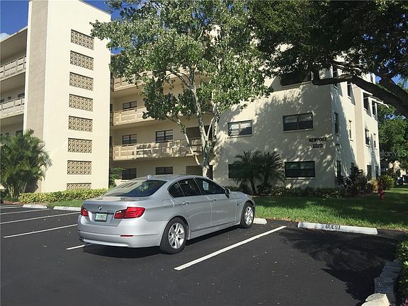 2nd image of 6070 80th St N Unit 102