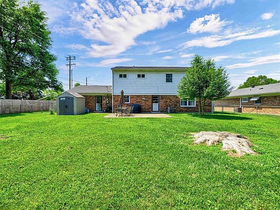 3rd image of 2311 Middleground Dr