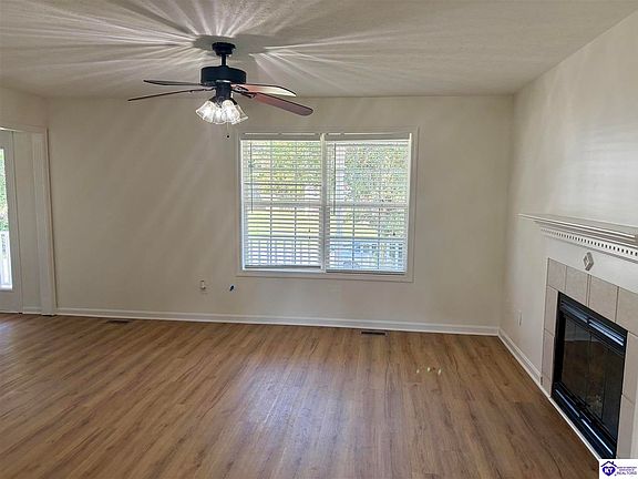 5th image of 132 Byerly Blvd