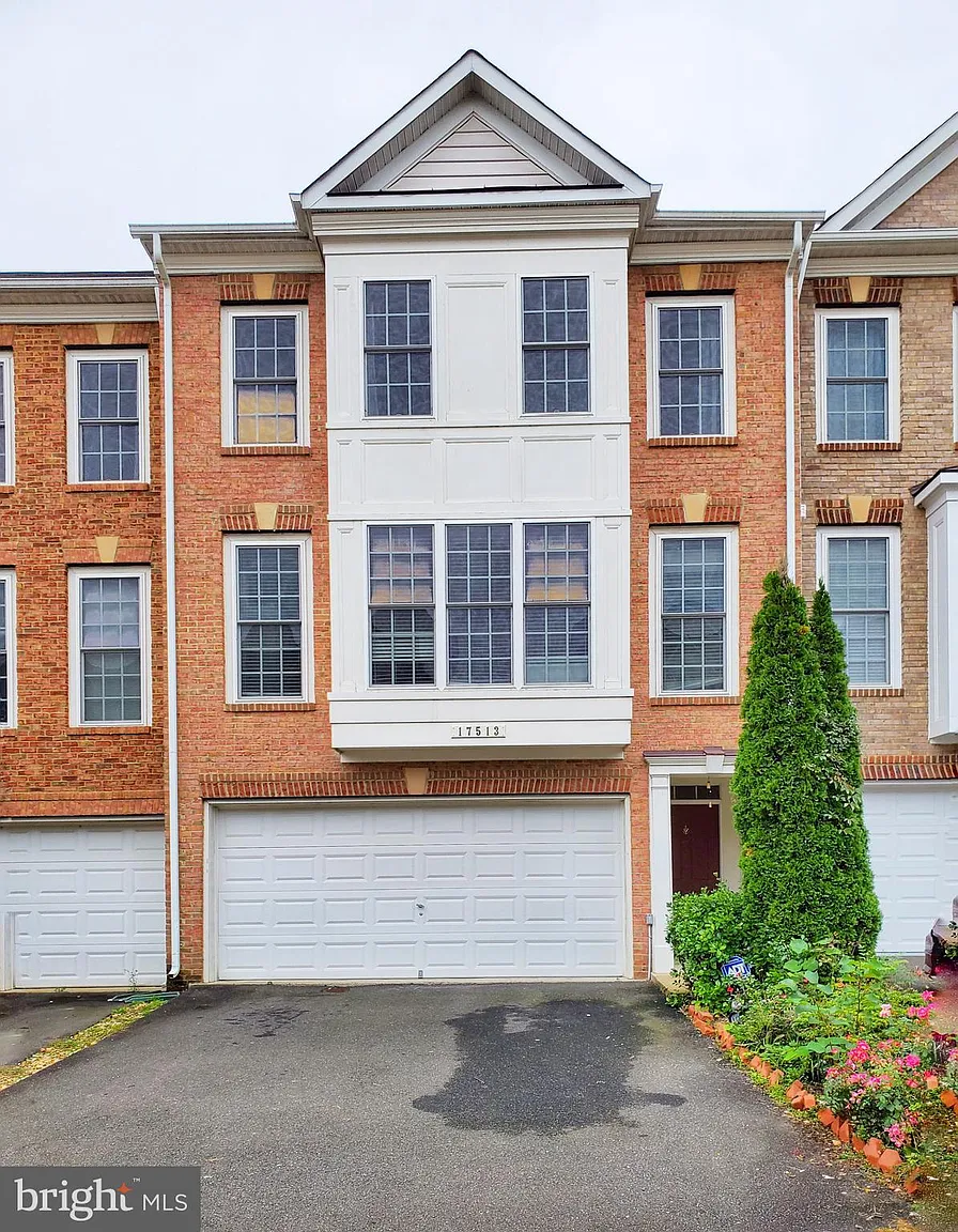 17513 Victoria Falls Dr photo 1