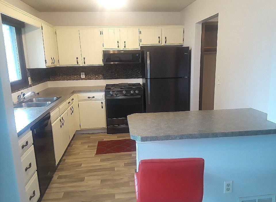 2nd image of 8212 Morgan Ave N