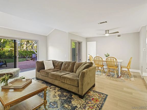 4th image of 5999 Portobelo Ct