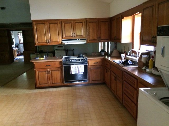 1st image of 259 Winding Hill Trl