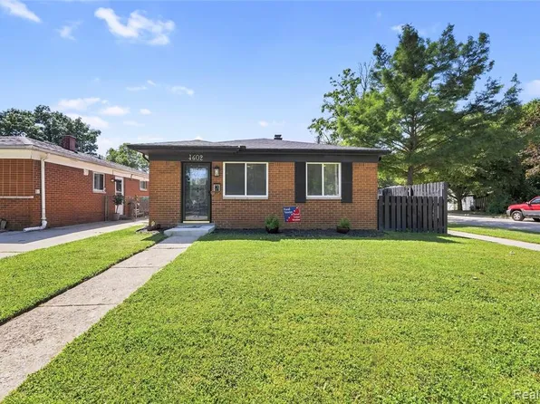 4602 Katherine St, Dearborn Heights, MI 48125