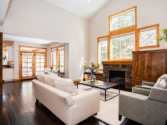 3rd image of 61514 Cultus Lake Ct