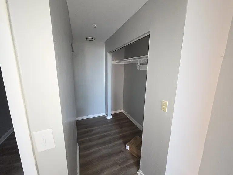 102 W North Ave #A — Photo 4