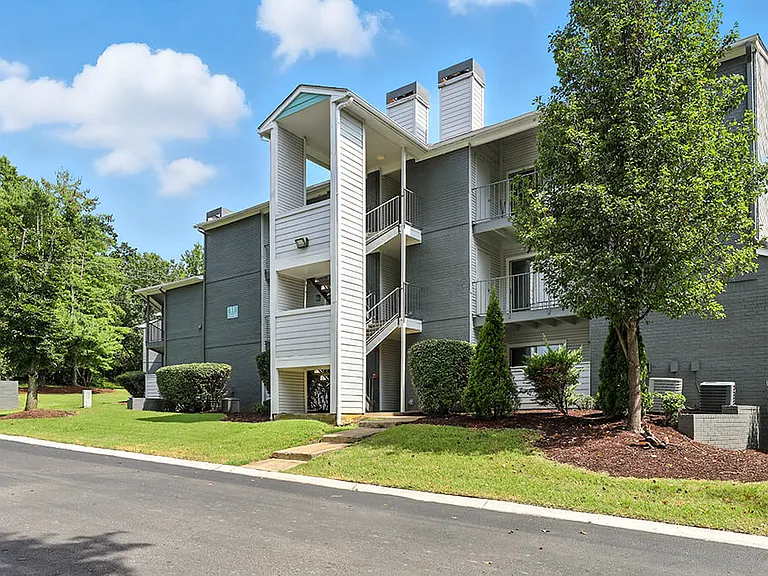 Newport Apartment Homes — Photo 14