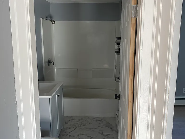 7 Derby St #2 — Photo 9