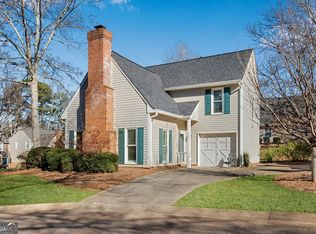 401 Roswell Green Ln, Roswell, GA 30075