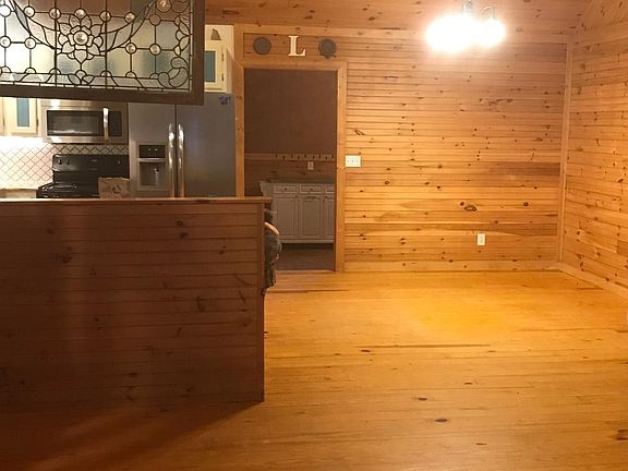 3rd image of 289 Byers Dr