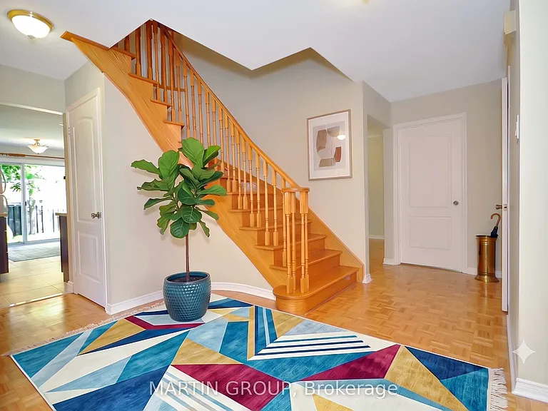 2083 Pen St — Photo 9