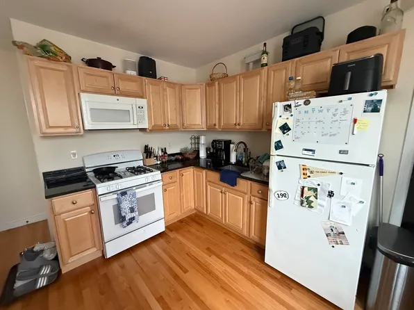 220 Middlesex Ave #3, Medford, MA 02155