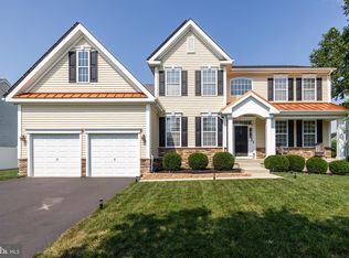 2 Homestead Dr, Pemberton, NJ 08068