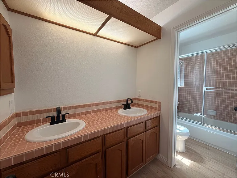 2664 Woodbury Dr — Photo 44