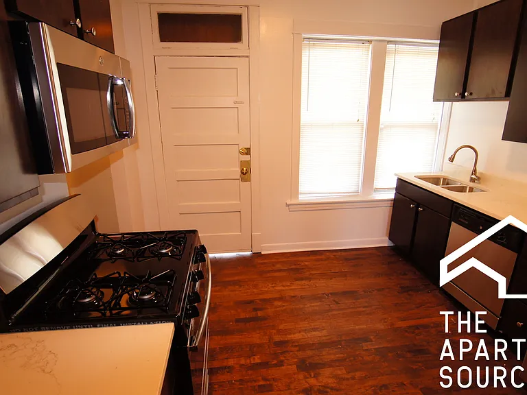3447 W Schubert Ave #3449-3 — Photo 7