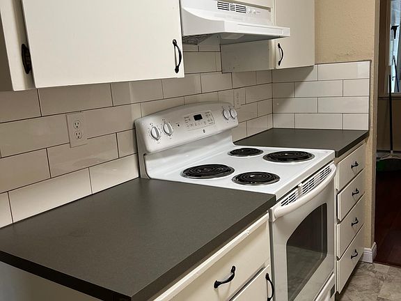 5th image of 708 Lincoln Ave #3