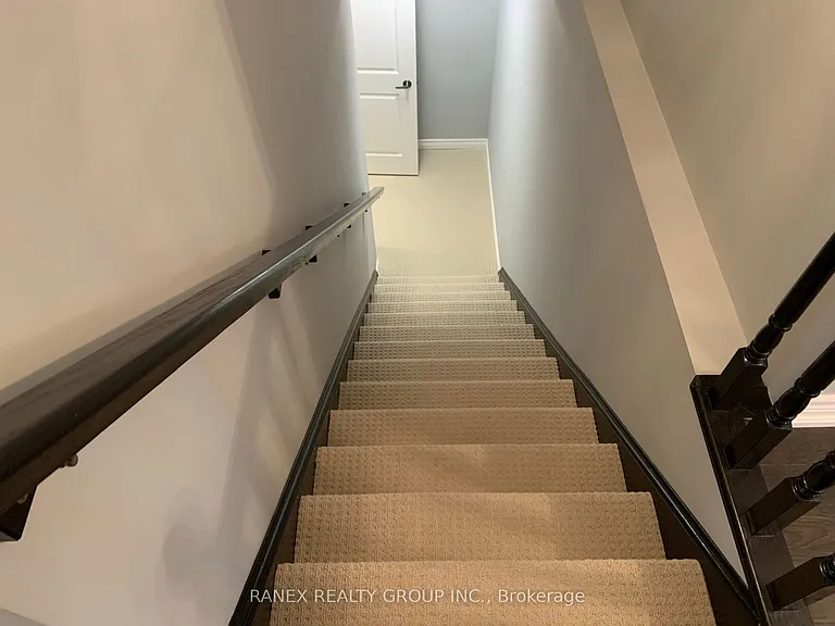 20 Muzzo Dr — Photo 21