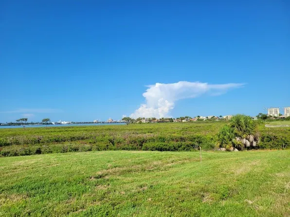 1609 4th St E #220, Palmetto, FL 34221