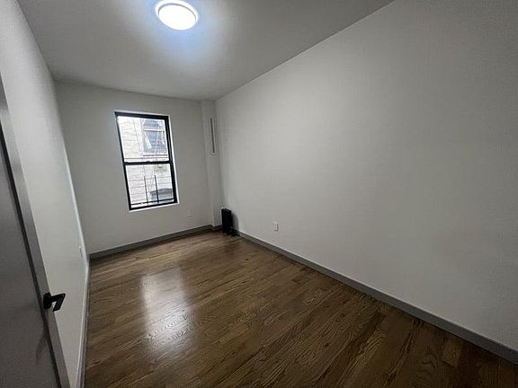 2nd image of 565 W 162nd St APT 56