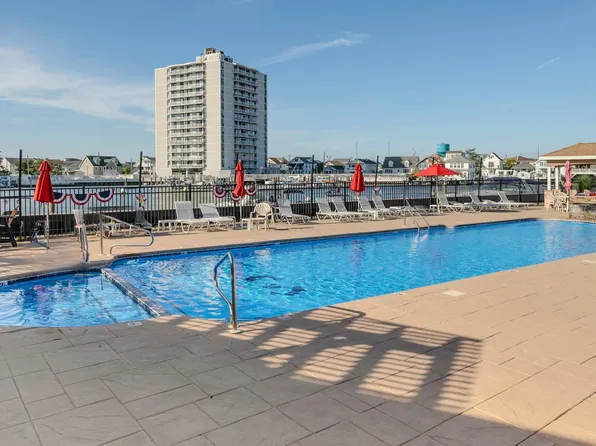 6101 Monmouth Ave #303/305, Ventnor City, NJ 08406