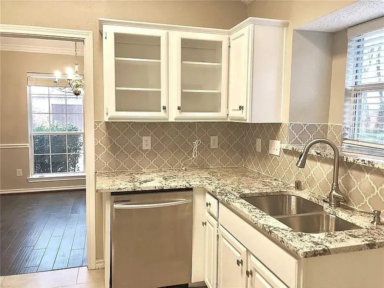 8000 Anchor St — Photo 7