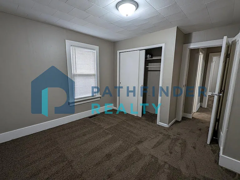 312 Ashwood Ave — Photo 8
