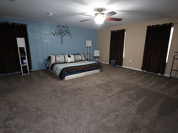 5th image of 15040 SW 39th Cir