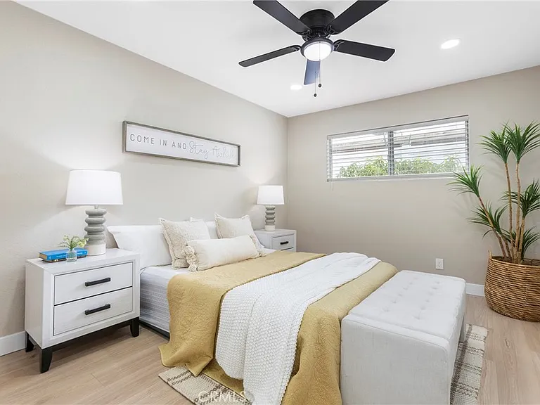 732 W Lambert Rd #34 — Photo 8