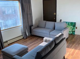 1902 W Broadway APT 4, Madison, WI 53713