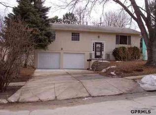 3375 S 129th St, Omaha, NE 68144