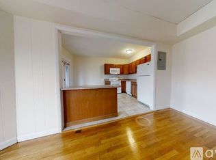 1137 Commonwealth Ave APT 4G, Allston, MA 02134
